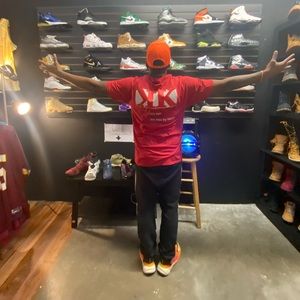 Meet your Posher, Karon